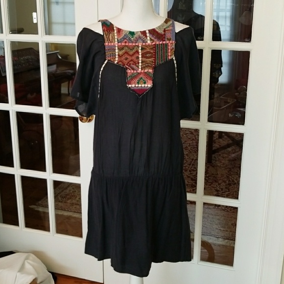 Zara Dresses & Skirts - ZARA navy embroidered cold shoulder dress M/L